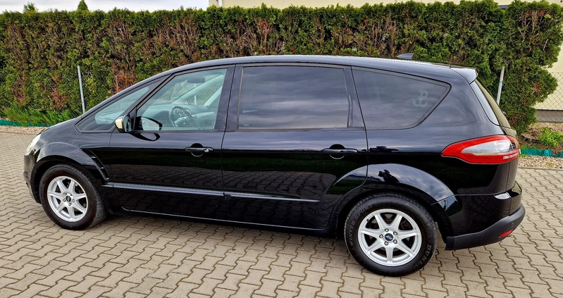 Ford S-Max cena 29900 przebieg: 239000, rok produkcji 2011 z Gniezno małe 191